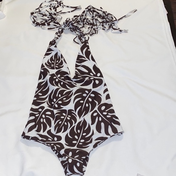 Mikoh Manu Halter V-Neck One Piece Swimsuit Sz S - Picture 2 of 5
